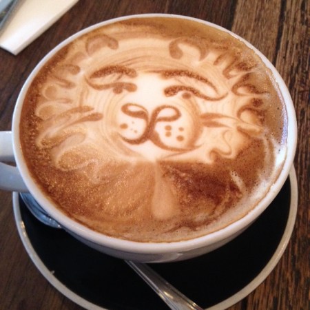 Latte lion