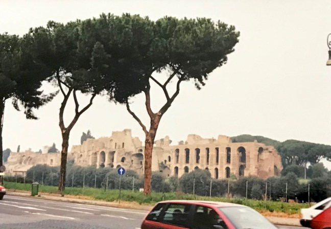 travel90s_palletine-hill